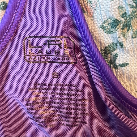 Ralph Lauren athletic top size small - Picture 4 of 4